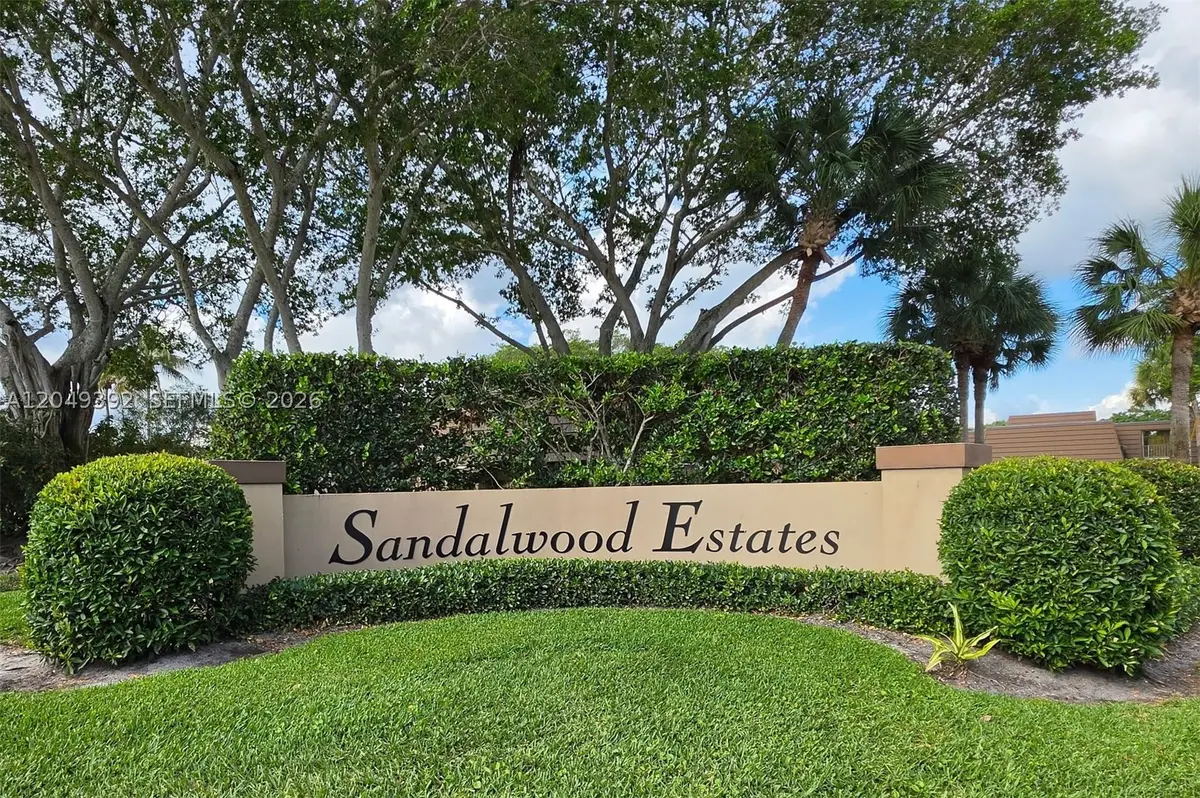 515 5th Ct, Palm Beach Gardens, FL 33410 - #1