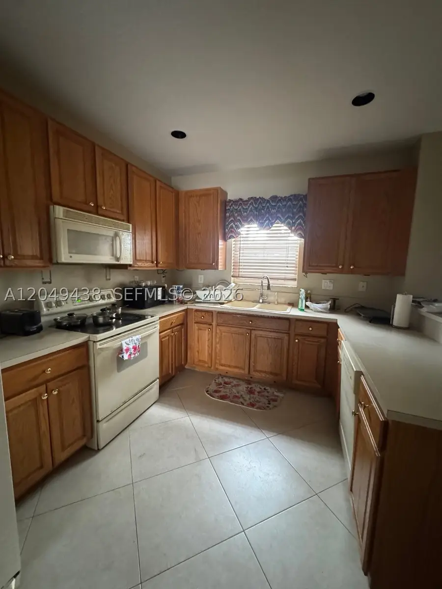 7558 NW 17th Dr, Pembroke Pines, FL 33024 - #2