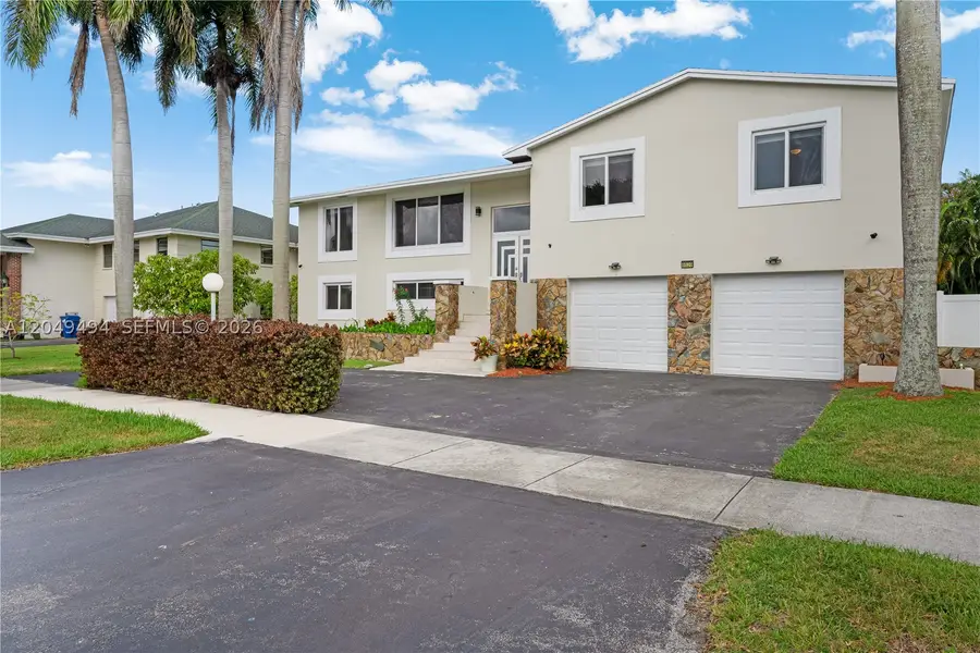 8020 SW 198th St, Cutler Bay, FL 33189 - #2