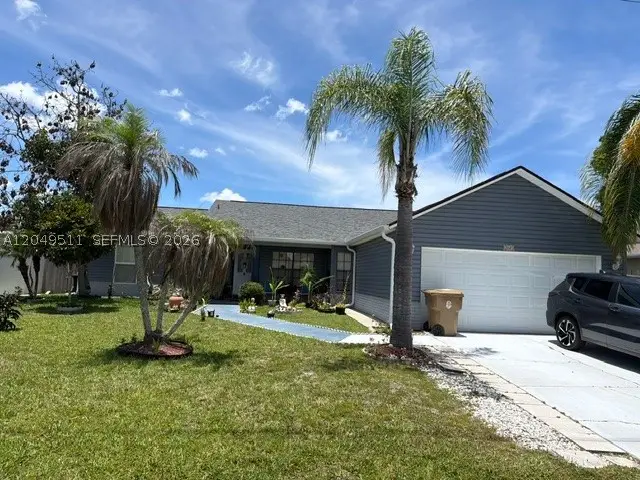 263 Cranbrook Dr, Kissimmee, FL 34758 - #2