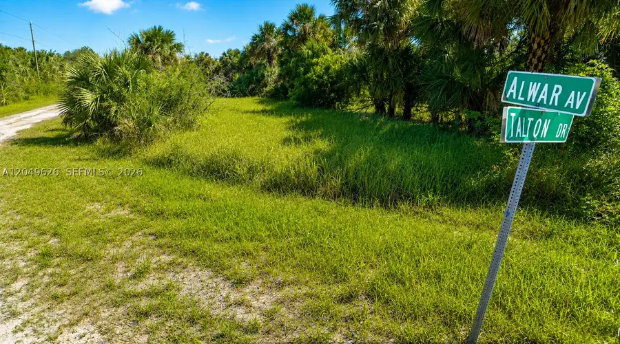 2129 Alwar Ave Sw, Palm Bay, FL 32908 - #2
