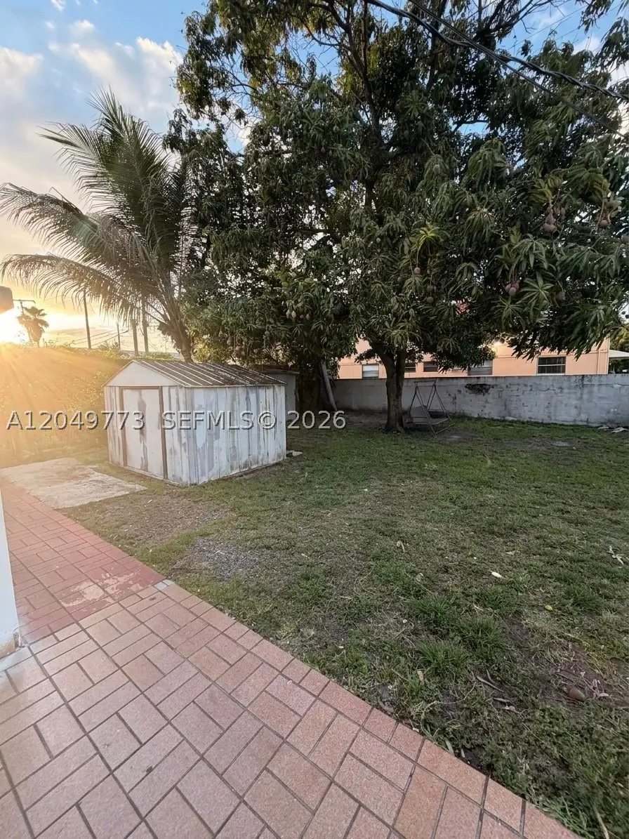 41 E 20th St, Hialeah, FL 33010 - #2