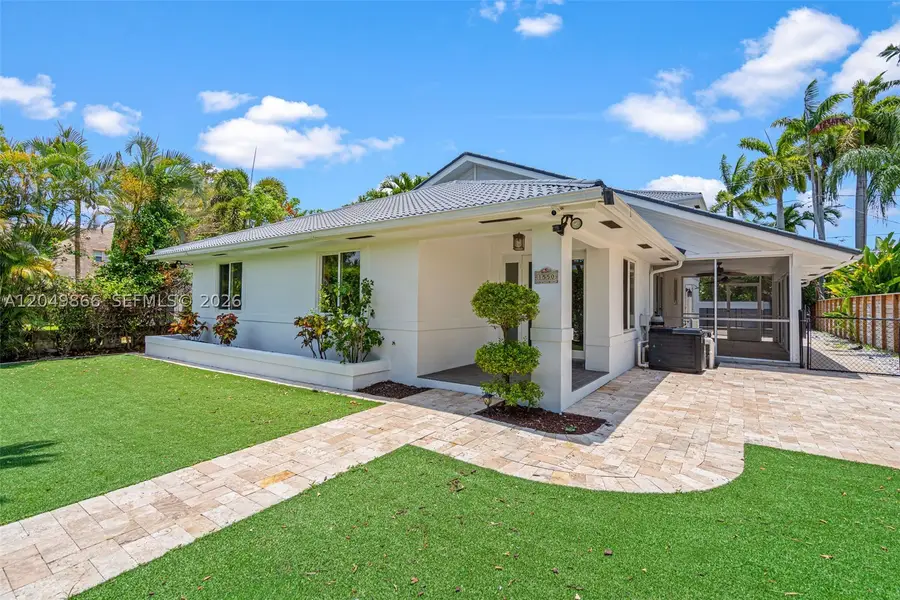 1550 Tyler St, Hollywood, FL 33020 - #2