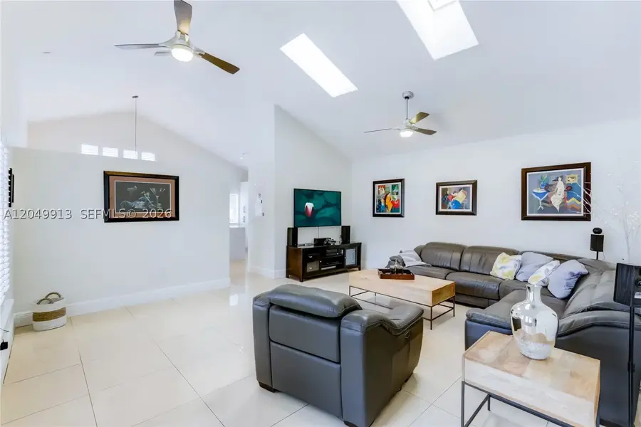 15241 NW 89th Ave, Miami Lakes, FL 33018 - #2