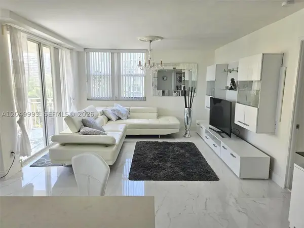 770 Claughton Island Dr #602, Miami, FL 33131