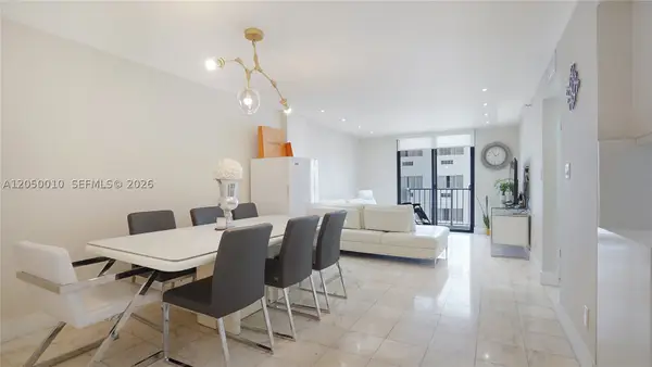 4301 Collins Ave #403, Miami Beach, FL 33140
