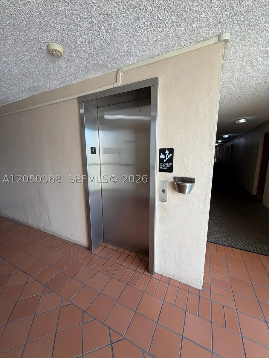 14421 N Kendall Dr #412M, Miami, FL 33186 - #3