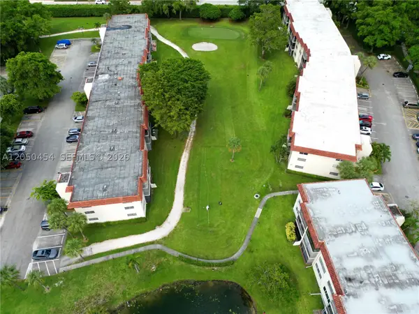 8940 S Hollybrook Blvd #201, Pembroke Pines, FL 33025