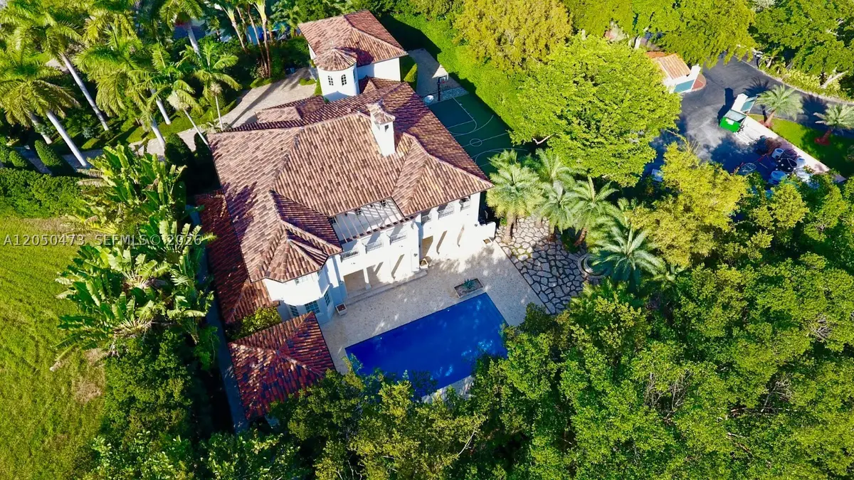 277 Marinero Ct, Coral Gables, FL 33143 - #1
