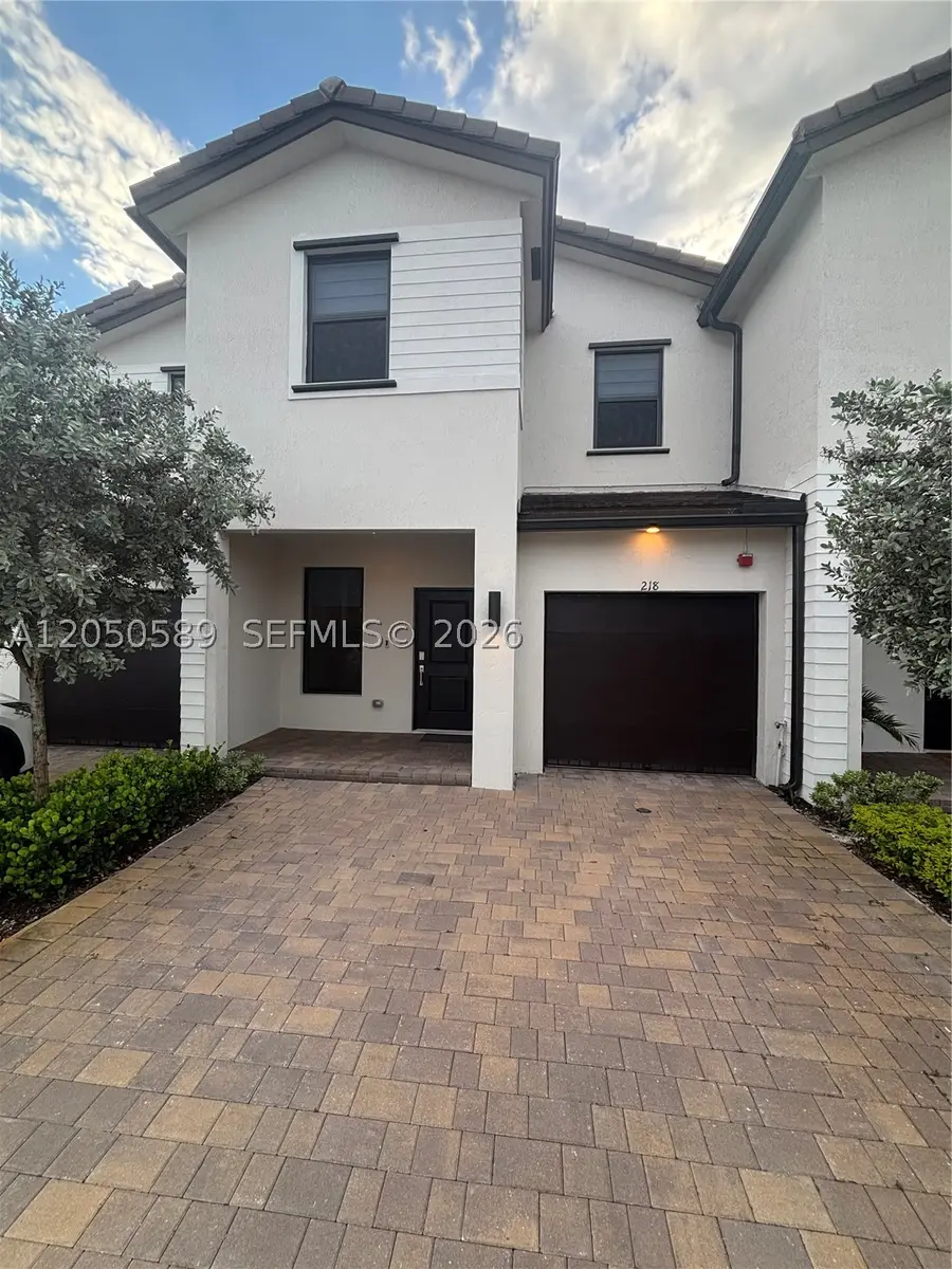218 SW 159th Ct, Pembroke Pines, FL 33027 - #2