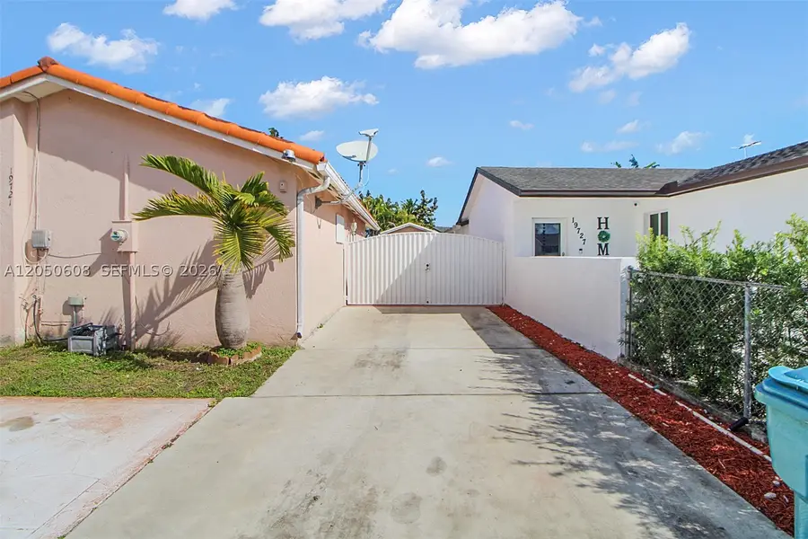 19721 SW 122nd Pl, Miami, FL 33177 - #3