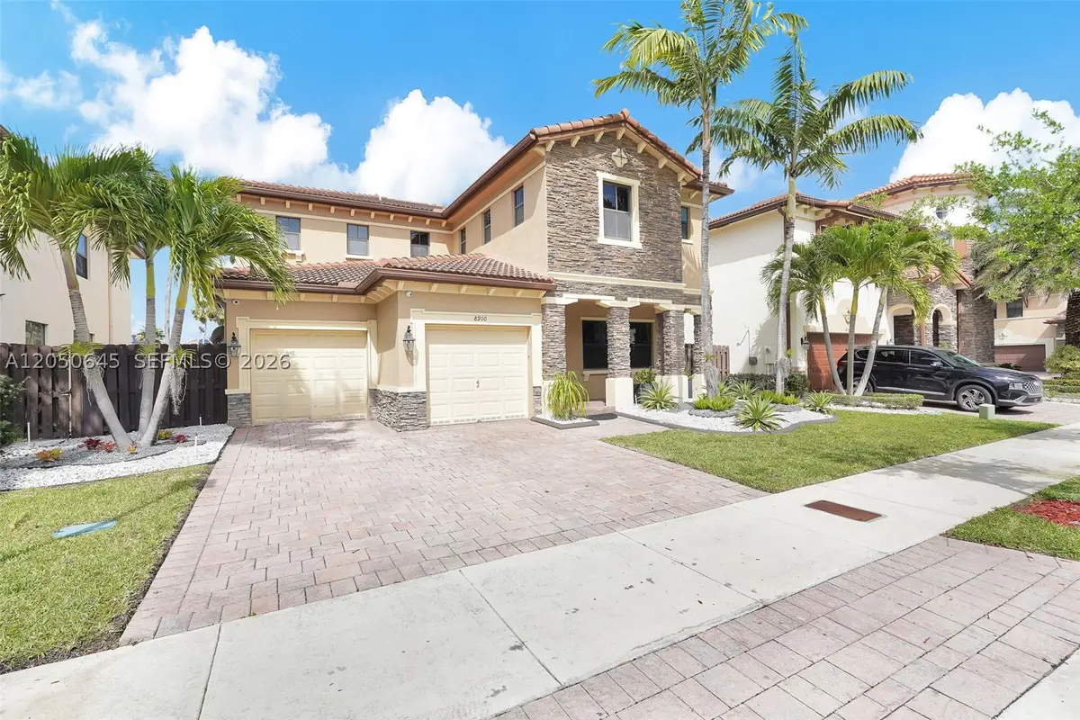 8910 NW 98th Ct, Doral, FL 33178 - #1