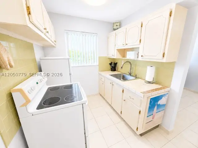 2145 Pierce St #416, Hollywood, FL 33020 - #1