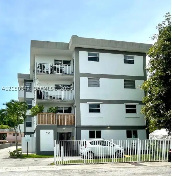 1736 SW 19th St #404, Miami, FL 33145