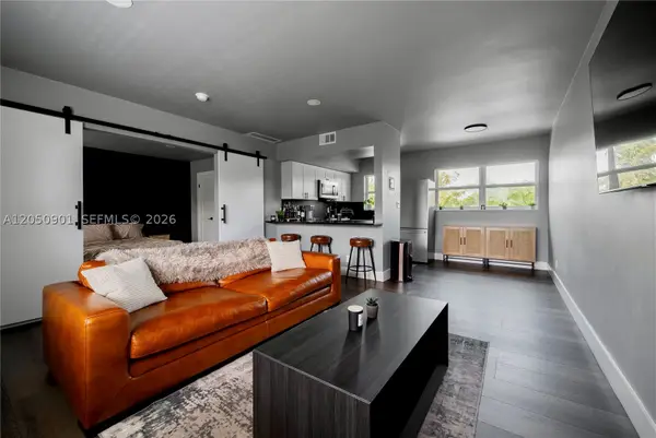 609 NE 13th Ave #302, Fort Lauderdale, FL 33304