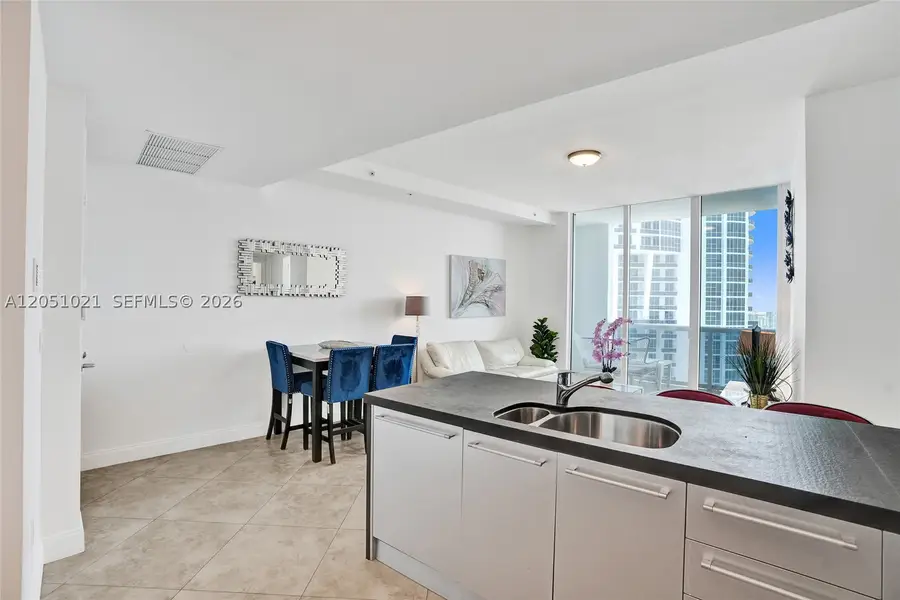 18201 Collins Ave #4705, Sunny Isles Beach, FL 33160 - #2