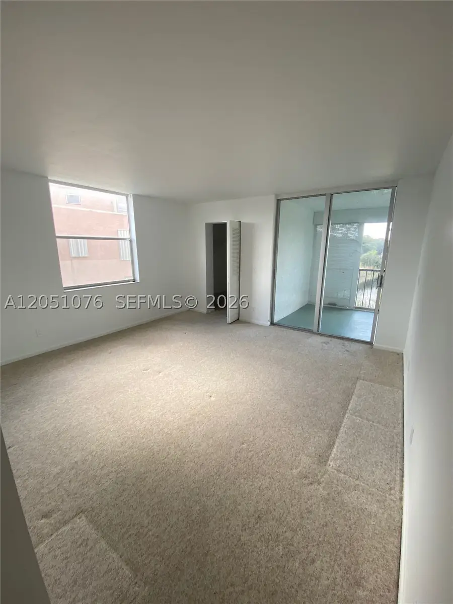 7220 Lake Cir Dr #301, Margate, FL 33063 - #2