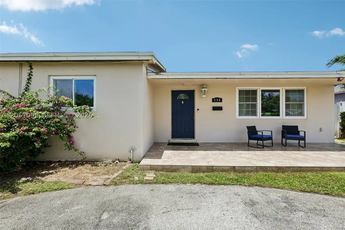 250 N 66th Ave, Hollywood, FL 33024 - #1