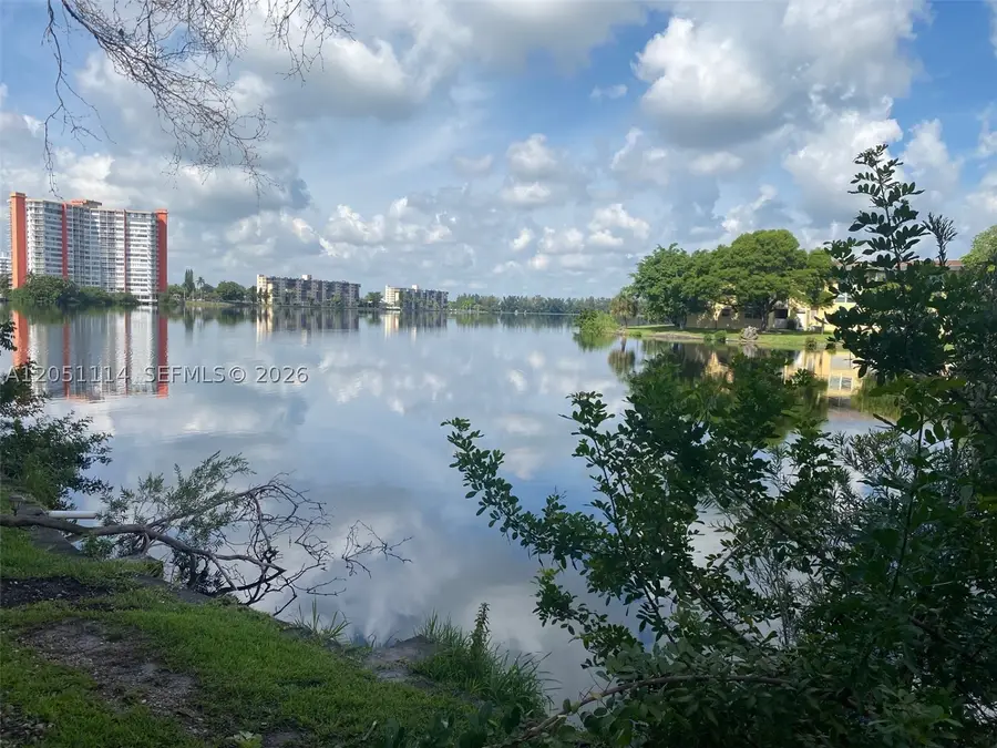 Address Withheld By Seller, Miami, FL 33179 - #2