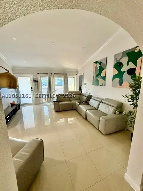 10350 SW 208th Ter, Cutler Bay, FL 33189 - #2
