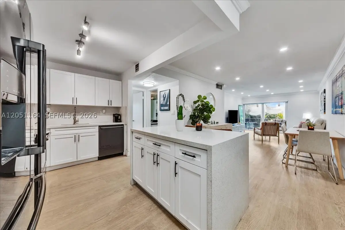 9225 SW 87th Ave #A12, Miami, FL 33176 - #1