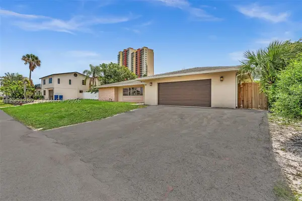 411 Wilma Cir, Riviera Beach, FL 33404