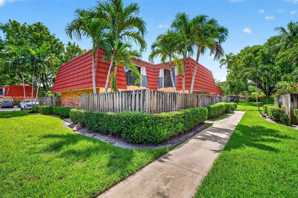 719 NW 98th Cir, Plantation, FL 33324 - #1