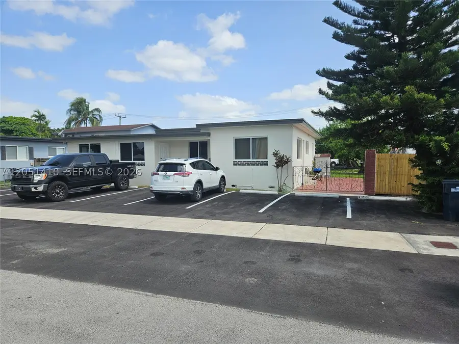 9415 SW 38th St, Miami, FL 33165 - #2