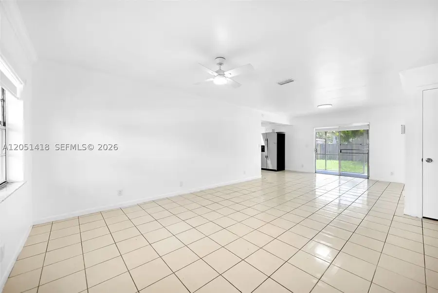 304 SW 77th Ter, North Lauderdale, FL 33068 - #3
