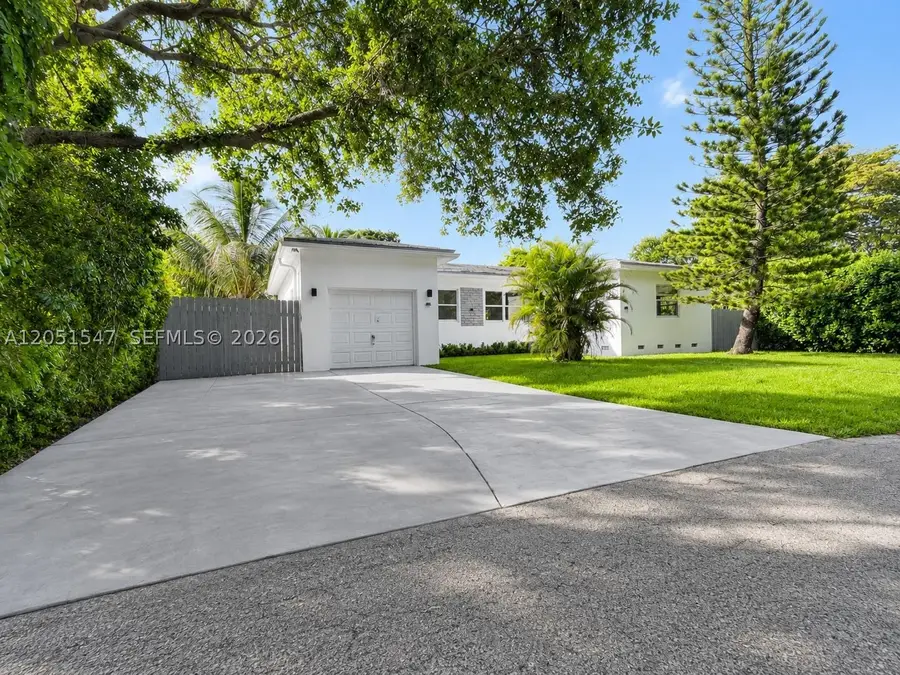 859 NE 115th St, Biscayne Park, FL 33161 - #3
