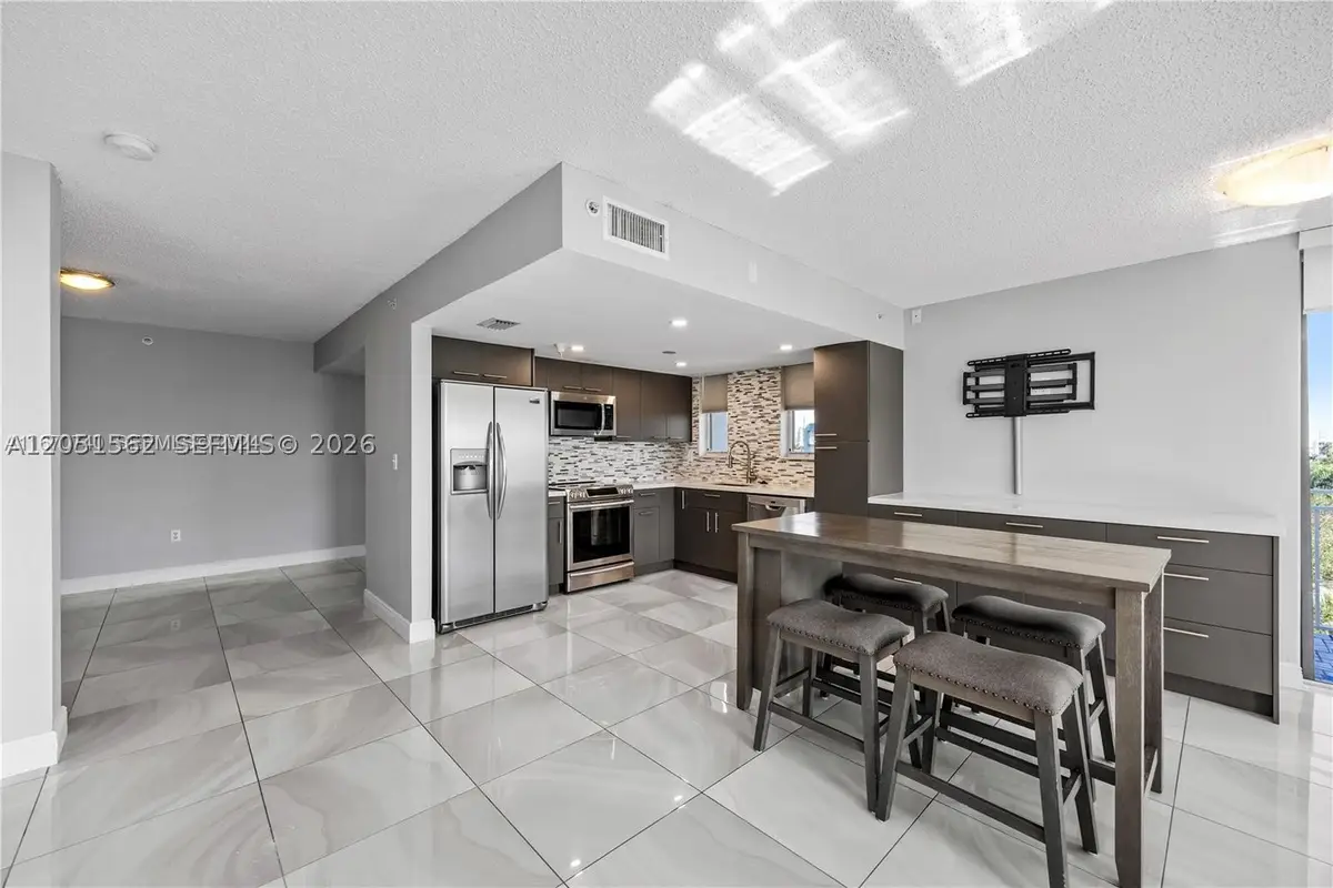 16590 NE 26th Ave #502, North Miami Beach, FL 33160 - #1