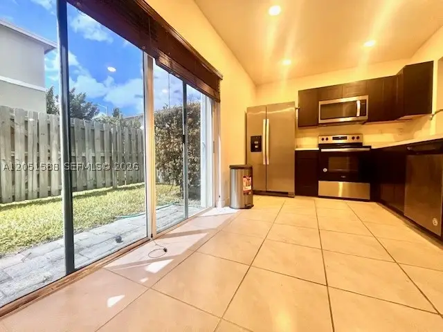 475 NE 5th Ln, Florida City, FL 33034 - #2