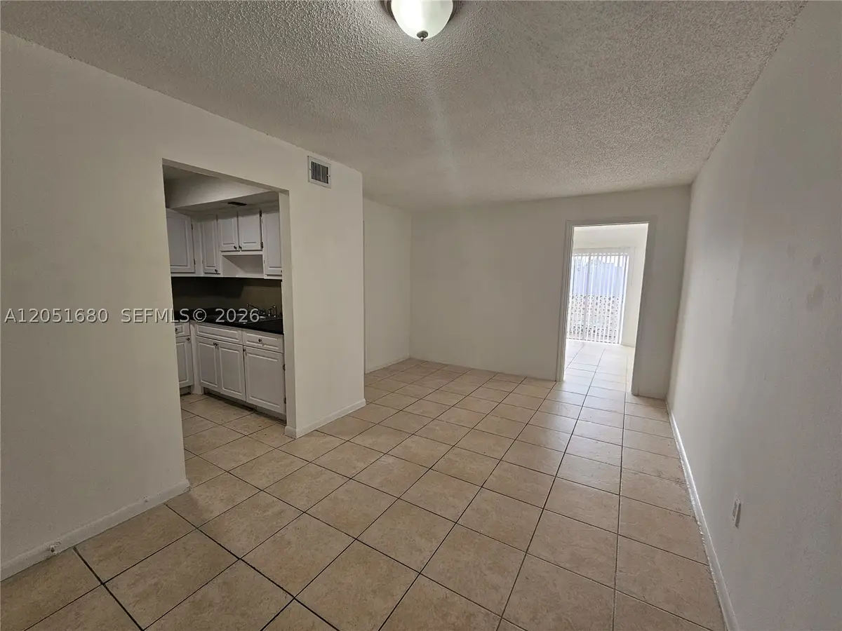 3610 NW 21st St #206, Lauderdale Lakes, FL 33311 - #1
