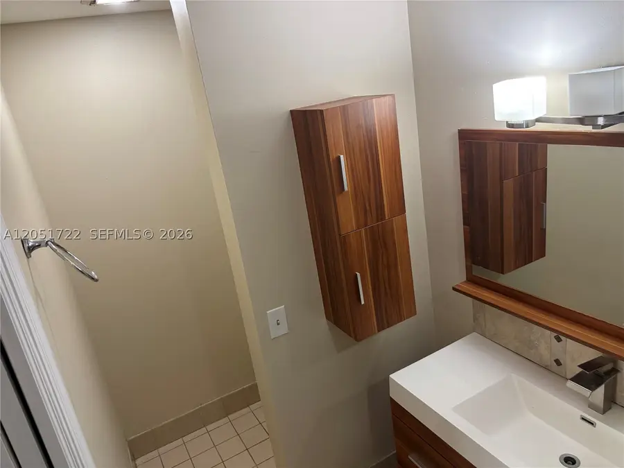 10521 Mahogany Key Cir #204, Miami, FL 33196 - #2