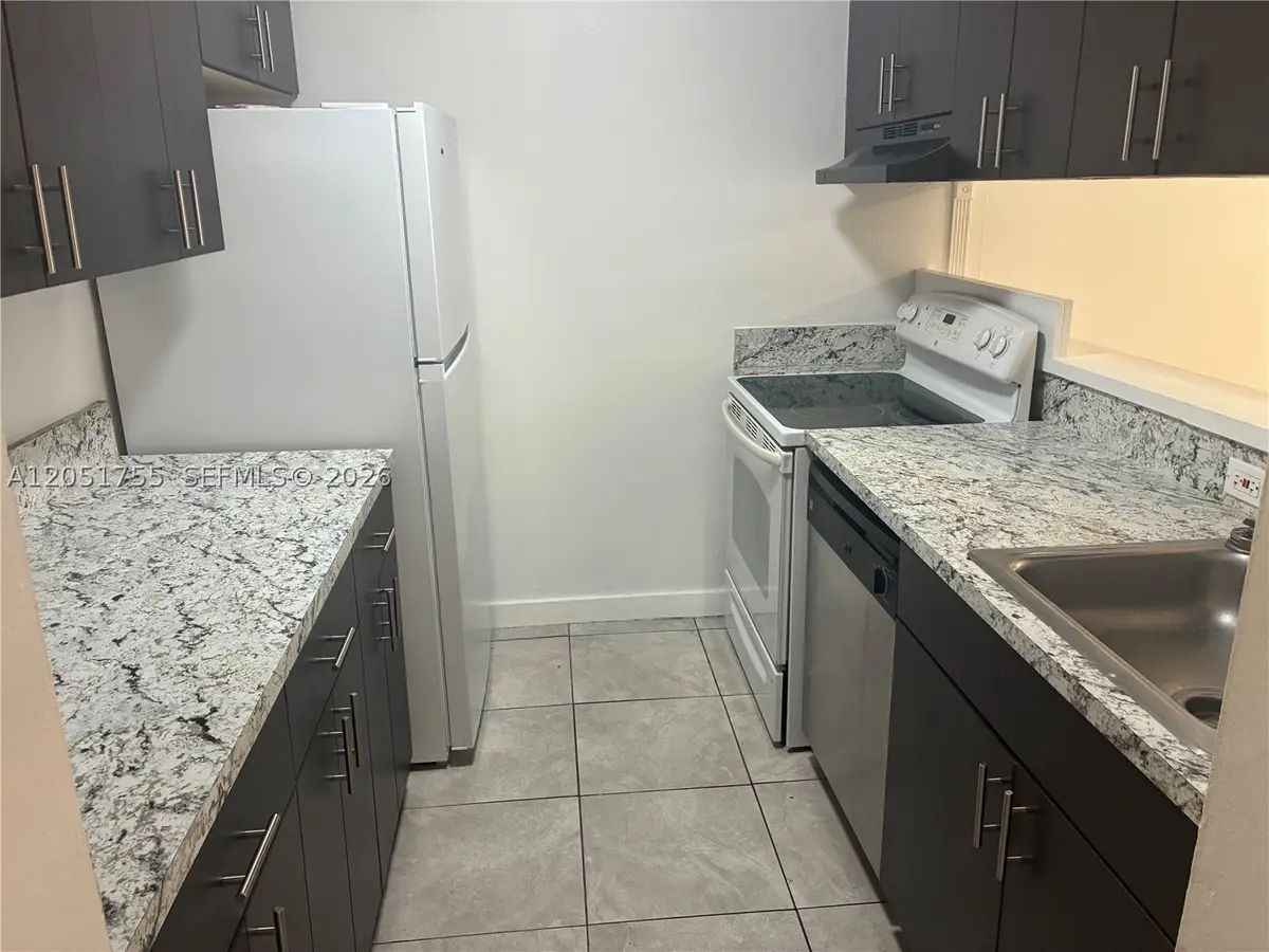 10801 SW 109th Ct #D203, Miami, FL 33176 - #1