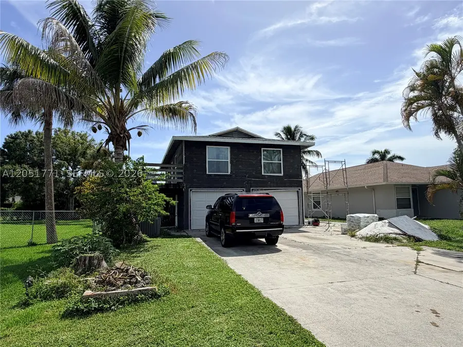 125 4th St, Naples, FL 34113 - #3
