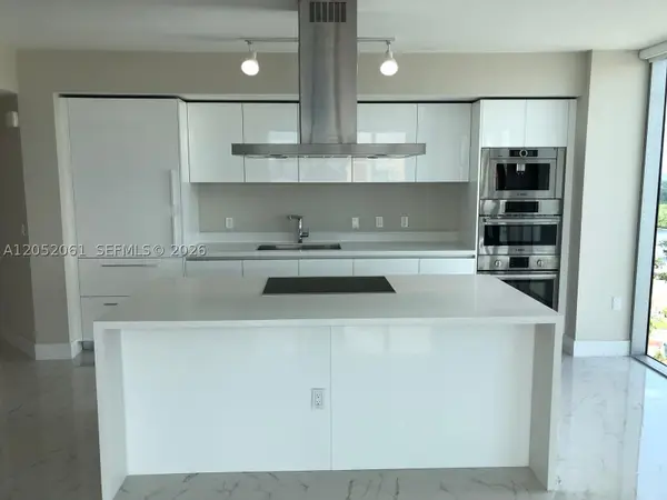 330 Sunny Isles Blvd #5-2401, Sunny Isles Beach, FL 33160