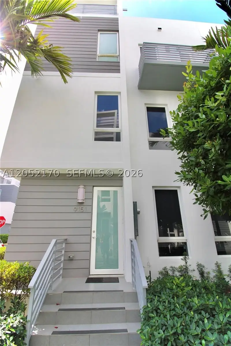 9151 NW 33rd St, Doral, FL 33172 - #3