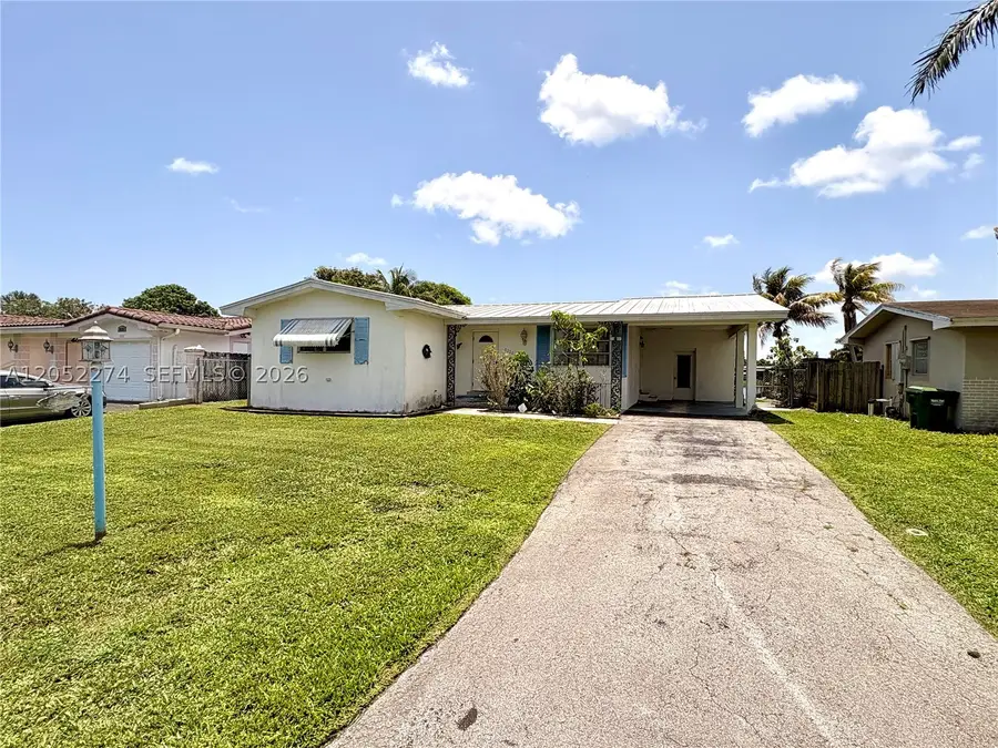 8220 NW 15th St, Pembroke Pines, FL 33024 - #2
