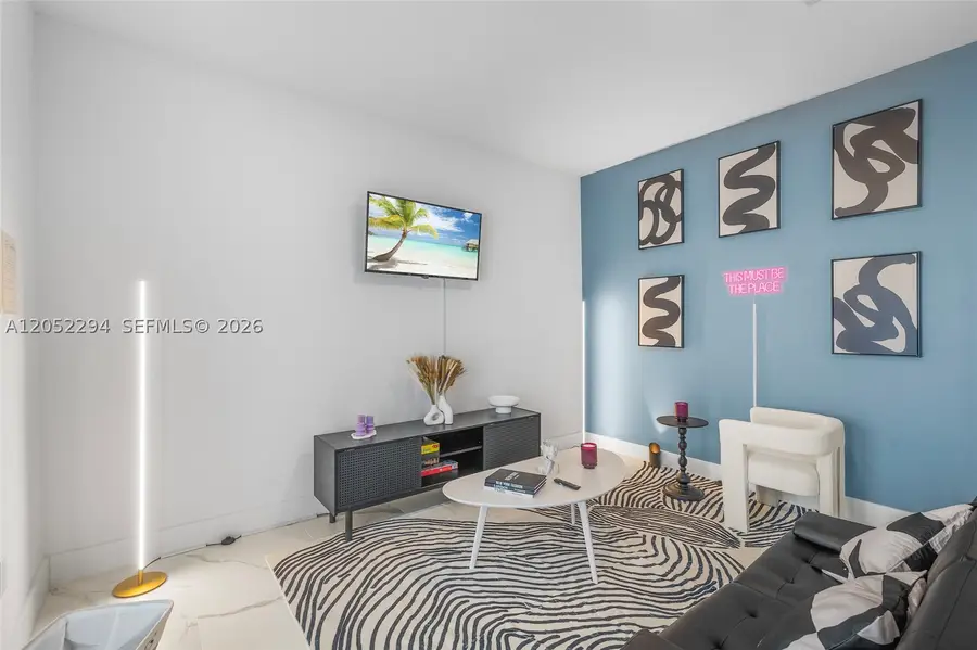 1820 SW 9th St, Fort Lauderdale, FL 33312 - #3