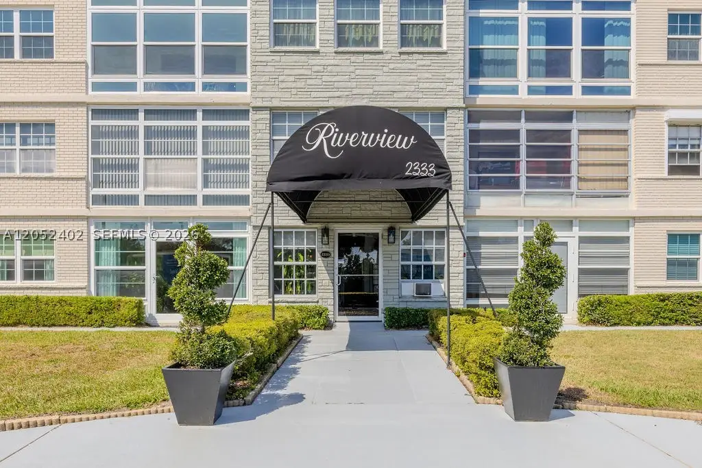 2333 Indian River Blvd #306, Vero Beach, FL 32960 - #1