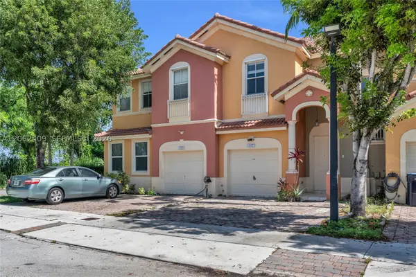 16673 SW 78th Ter, Miami, FL 33193