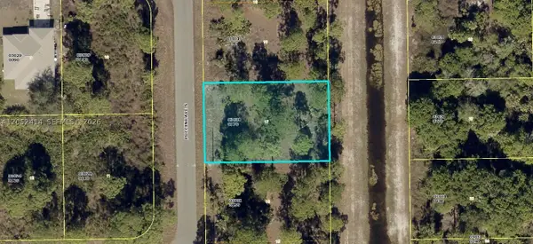 811 S Puccini Ave., Lehigh Acres, FL 33974