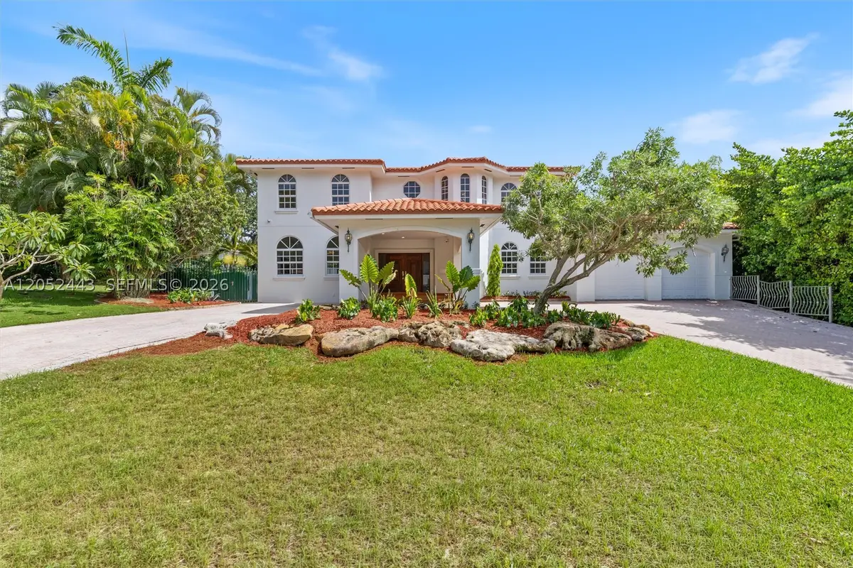 145 W Sunrise Ave, Coral Gables, FL 33133 - #1