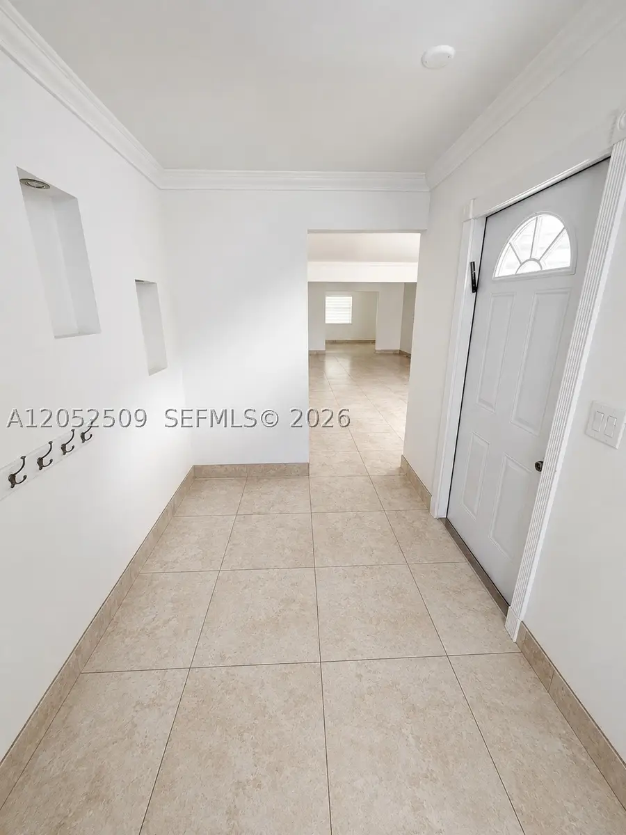 3710 N 54th Ave, Hollywood, FL 33021 - #2