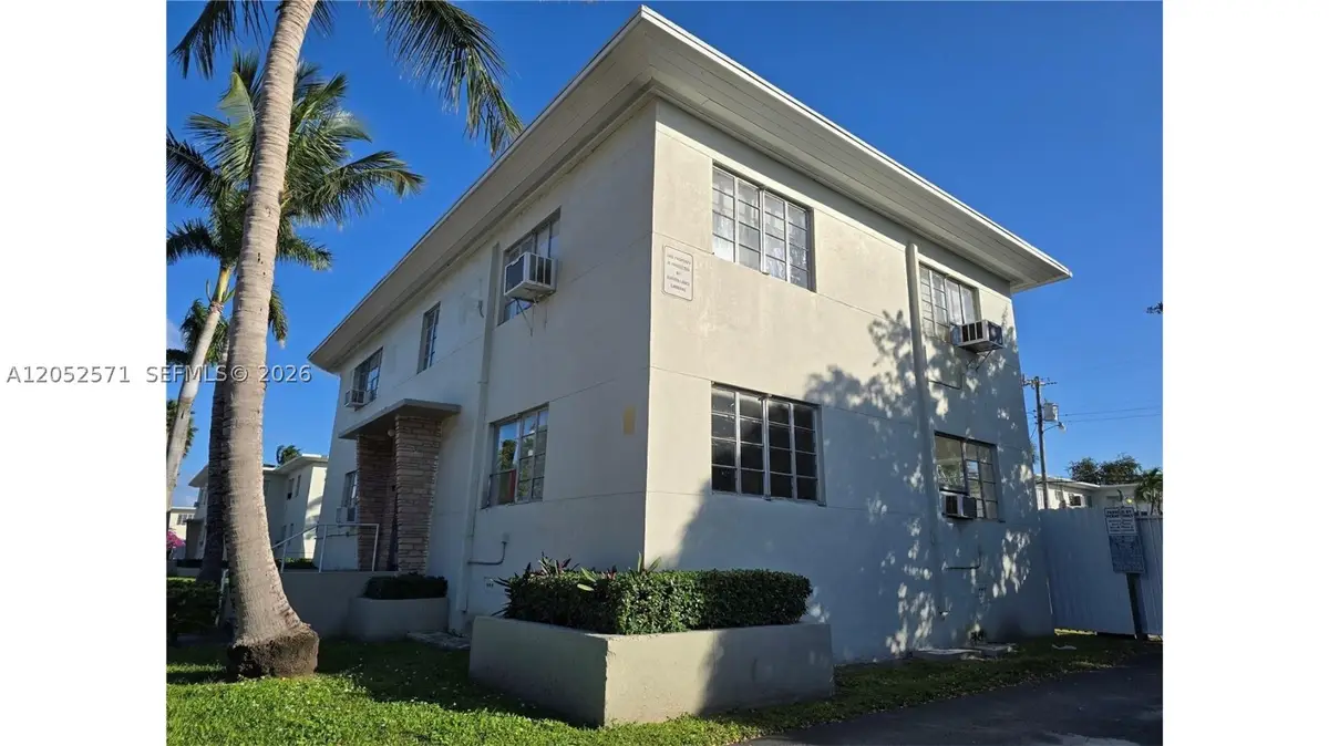 660 84th St #39, Miami Beach, FL 33141 - #1