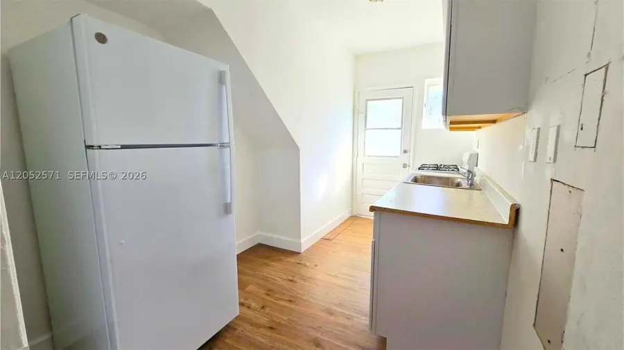 660 84th St #39, Miami Beach, FL 33141 - #3