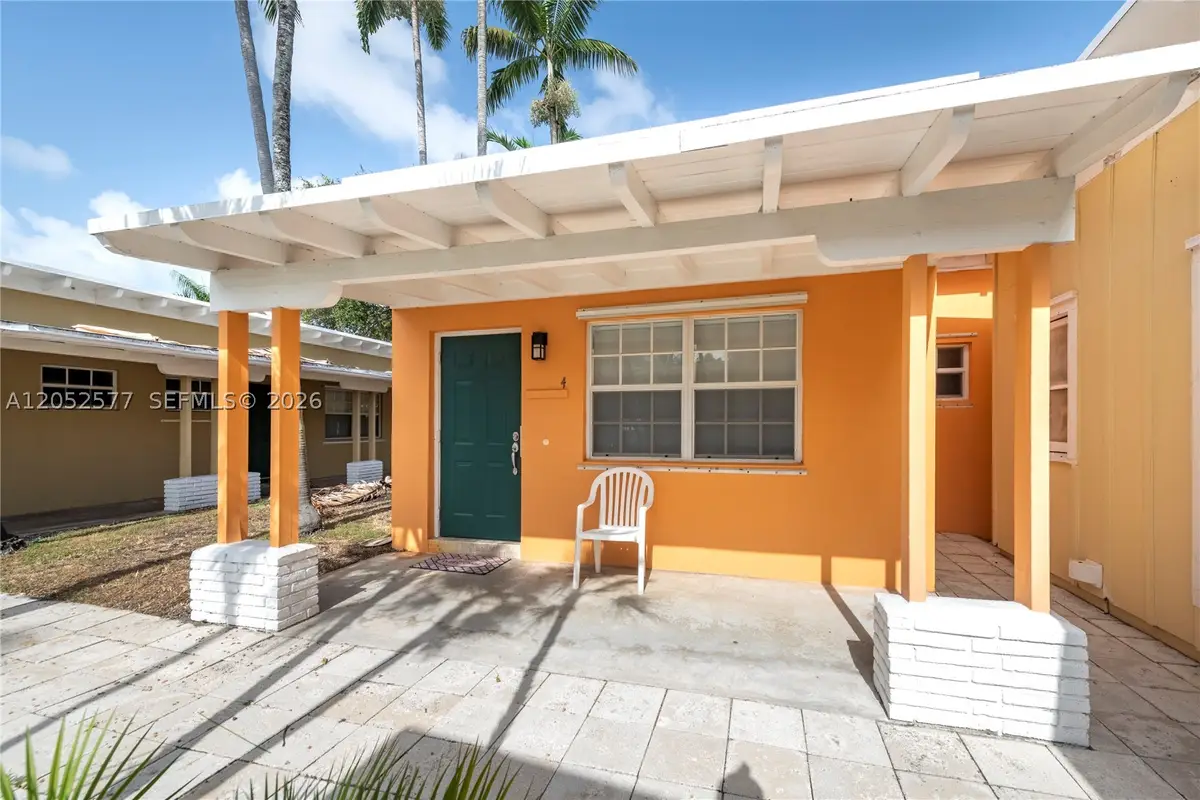 809 NE 17th Ave #4, Fort Lauderdale, FL 33304 - #1