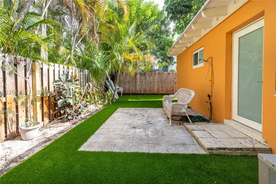 809 NE 17th Ave #4, Fort Lauderdale, FL 33304 - #3
