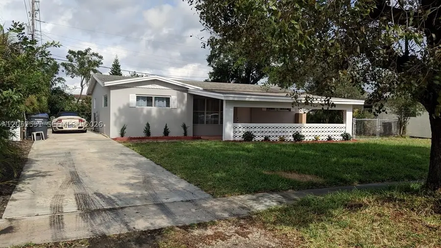 6461 Evans St, Hollywood, FL 33024 - #2